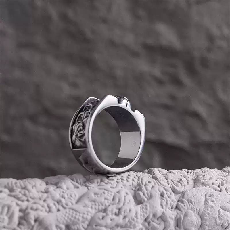 "Death Star" Skull Rose Square Ring