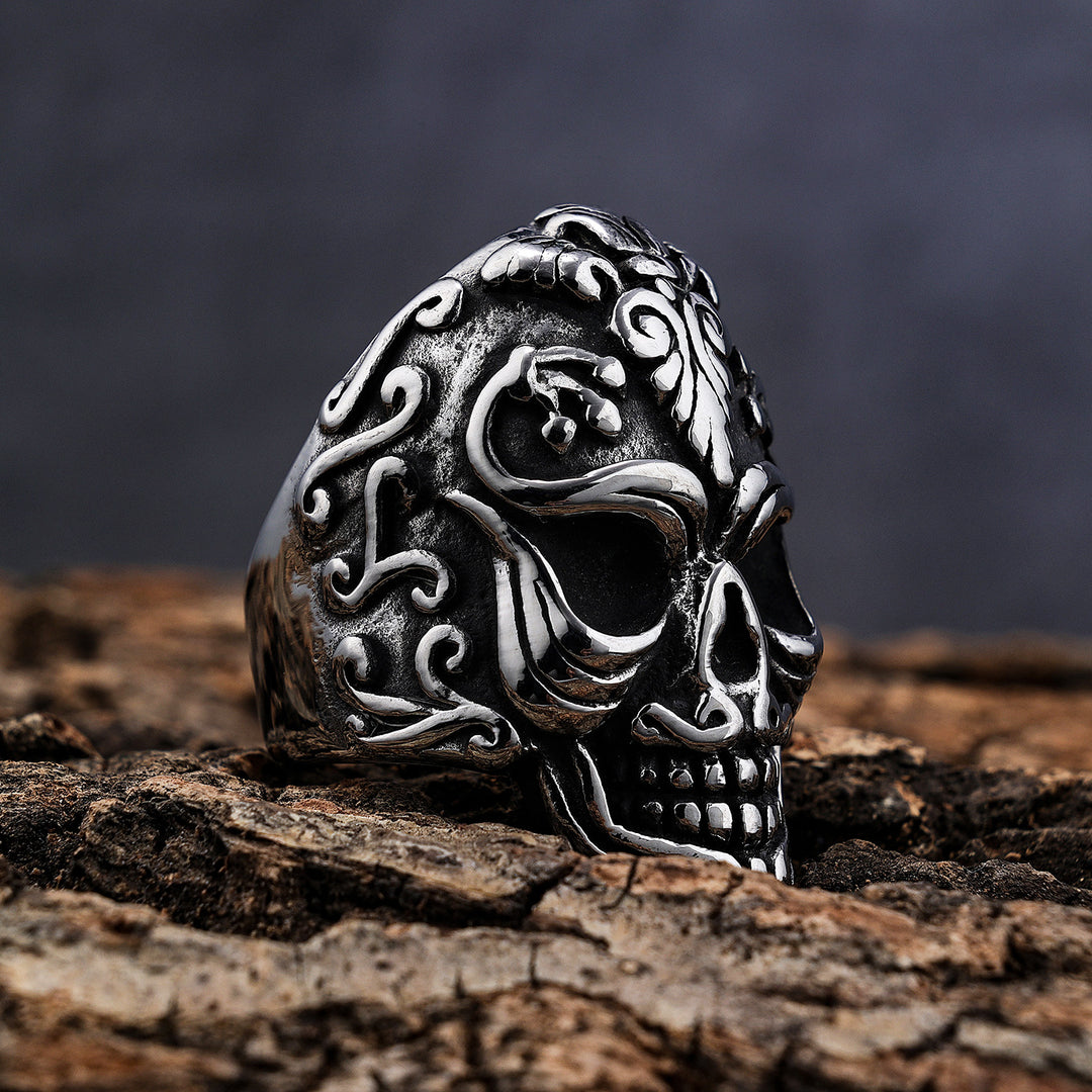 Carved skull 925 Silver Ring