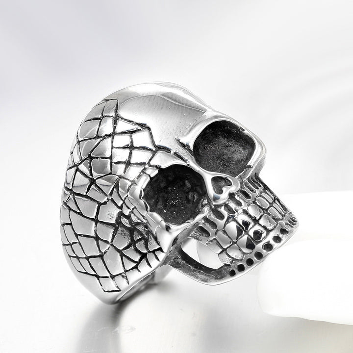 Retro-style skull ring with a distinctive flair