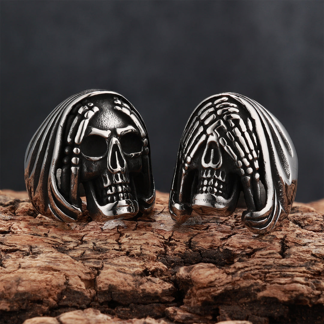 Vintage-style distressed skull ring