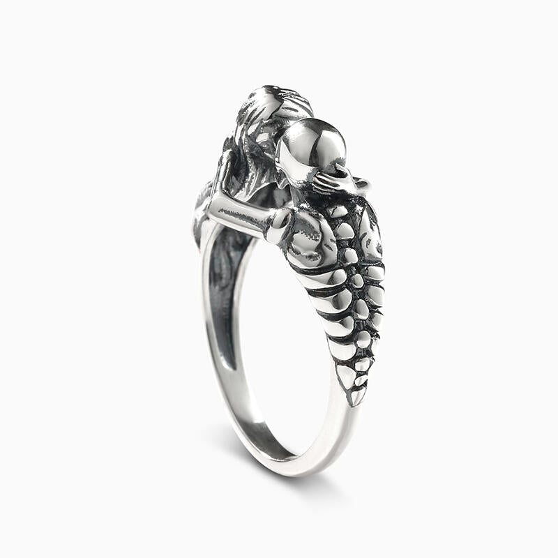 "Kiss of Death" Sterling Silver Skull Ring