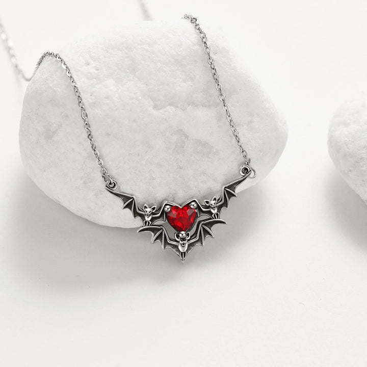 Gothic Heart Claw Necklace