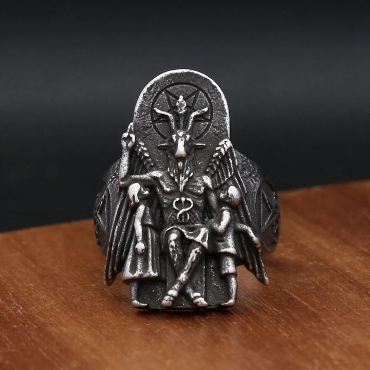 Vintage Gothic Sculpture Embossed Retro Punk Men Statement Ring