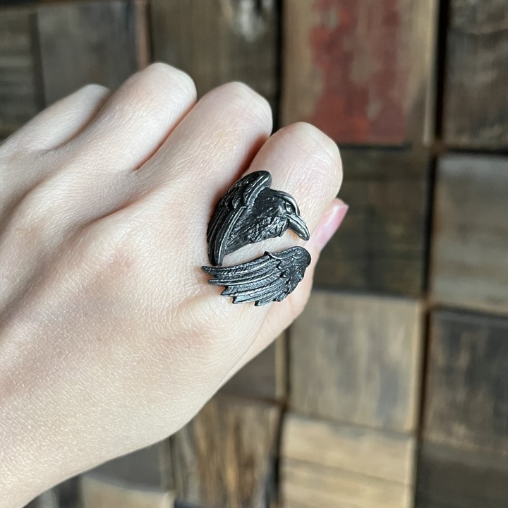Vintage dark black crow open adjustable ring