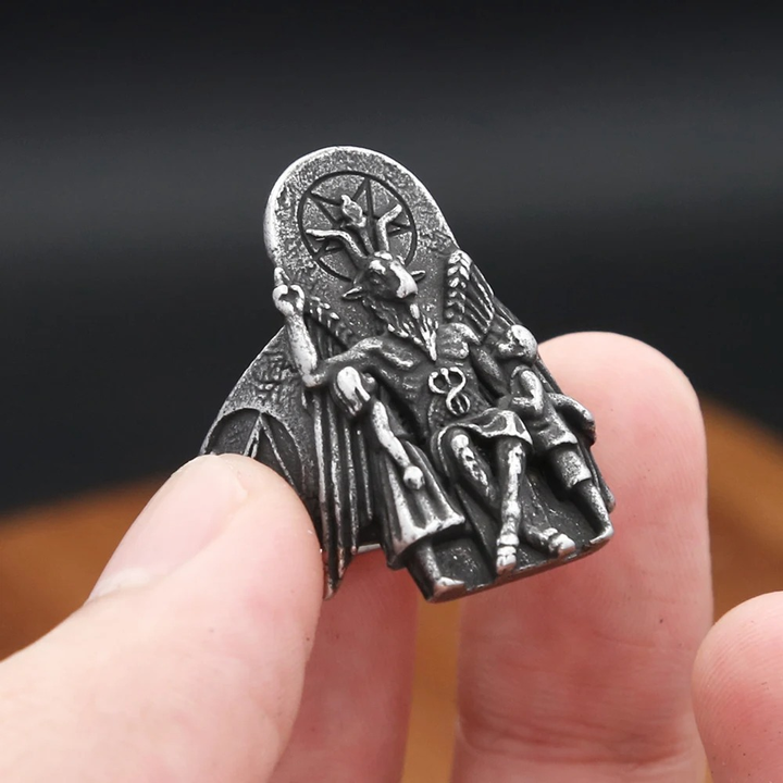 Vintage Gothic Sculpture Embossed Retro Punk Men Statement Ring