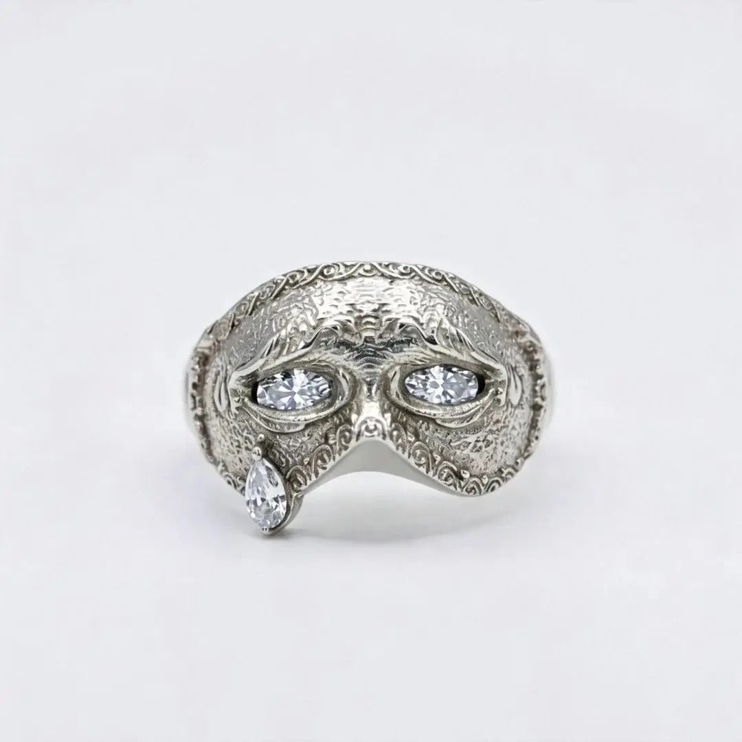 Retro Engraved Carnival Mask Gem Ring