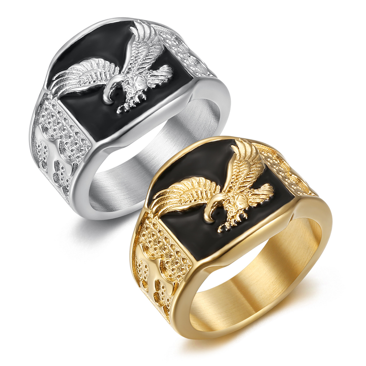 Embossed Eagle Pattern Mens Signet Band Ring