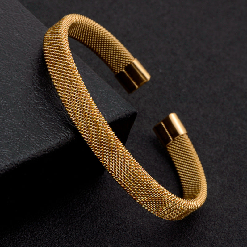 Fashion C-Shaped Mesh Bracelet