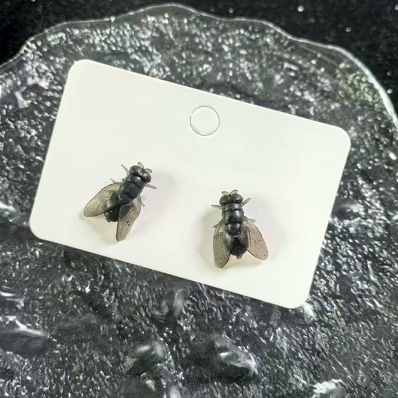 Weird Aesthetic 3D Simulation Fly Bug Stud Earrings