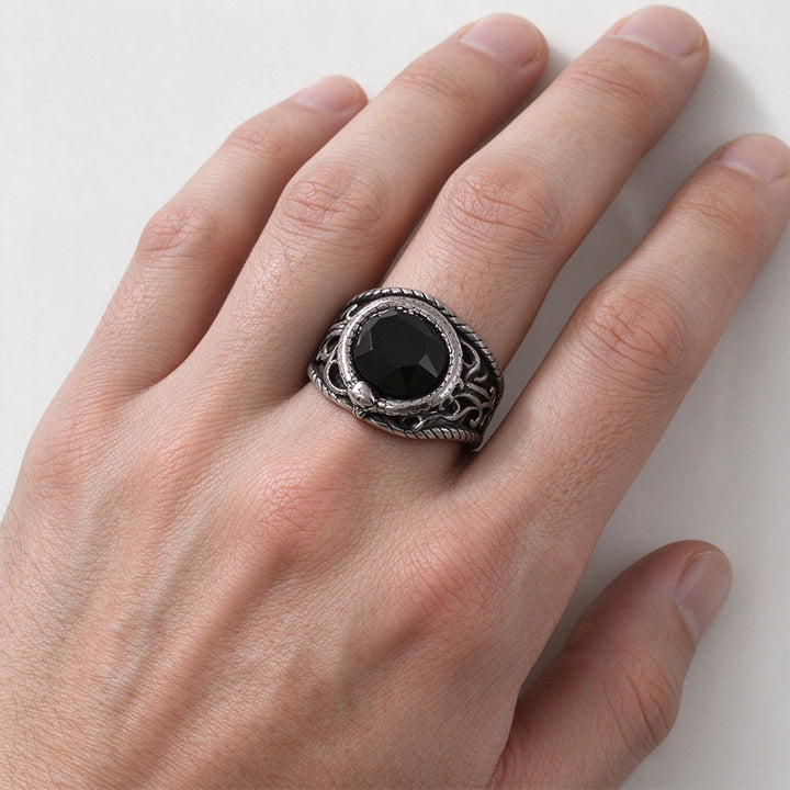 Black Stone Openwork Ring