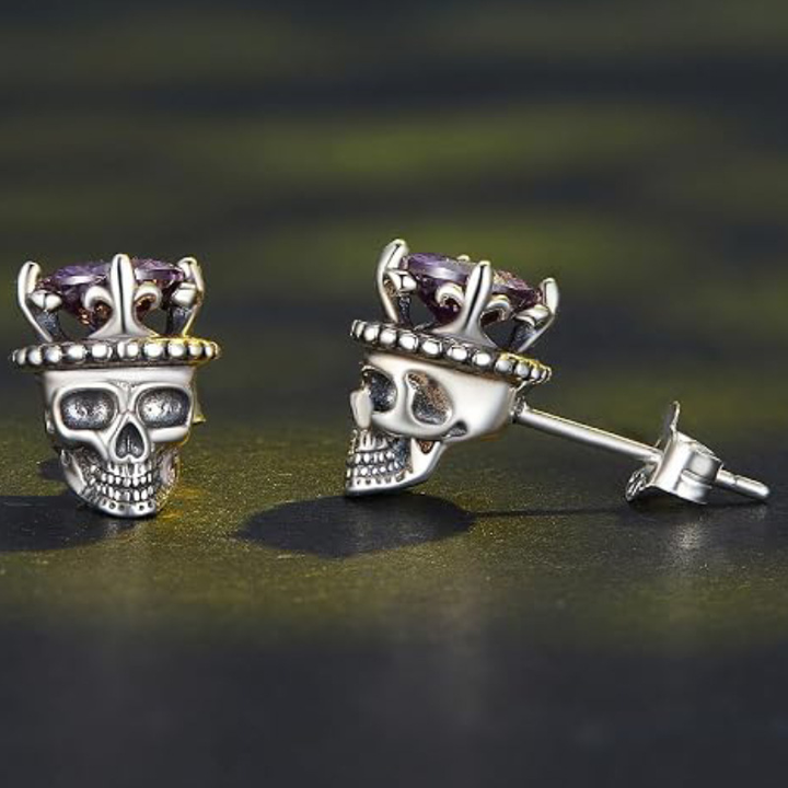 Retro Skull Crown Decor Stud Earrings