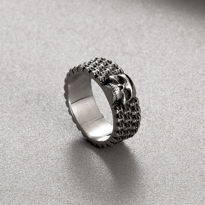 Gothic skull ring