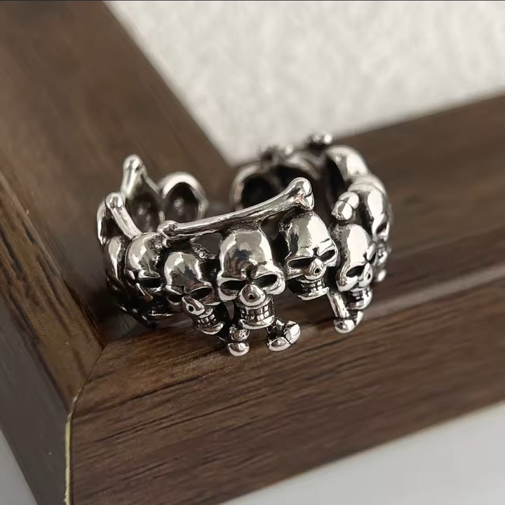 skull ring