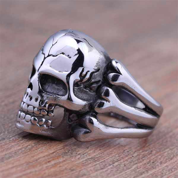 Cracked Skull &amp; Crossbones Ring