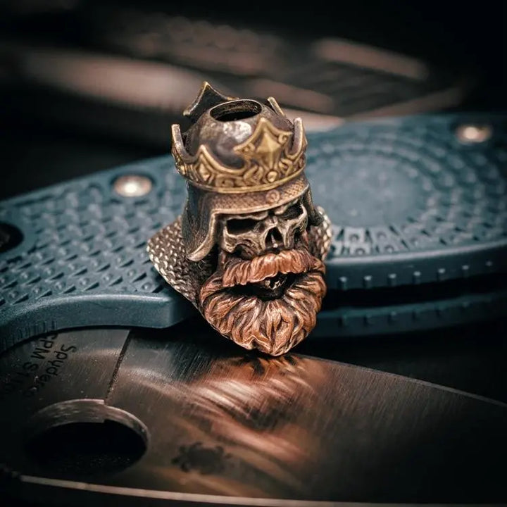 King skull accessories