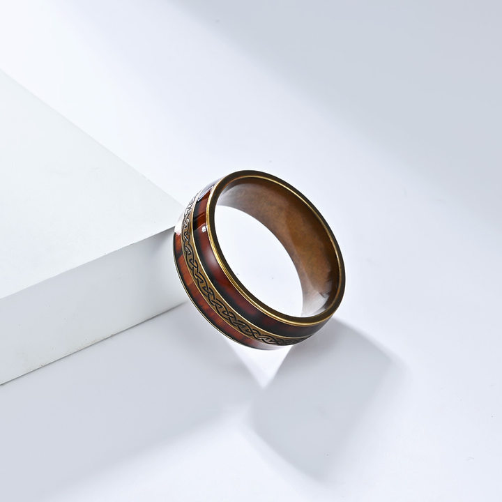 Celtic Knot Inlaid Wood Grain Band Ring