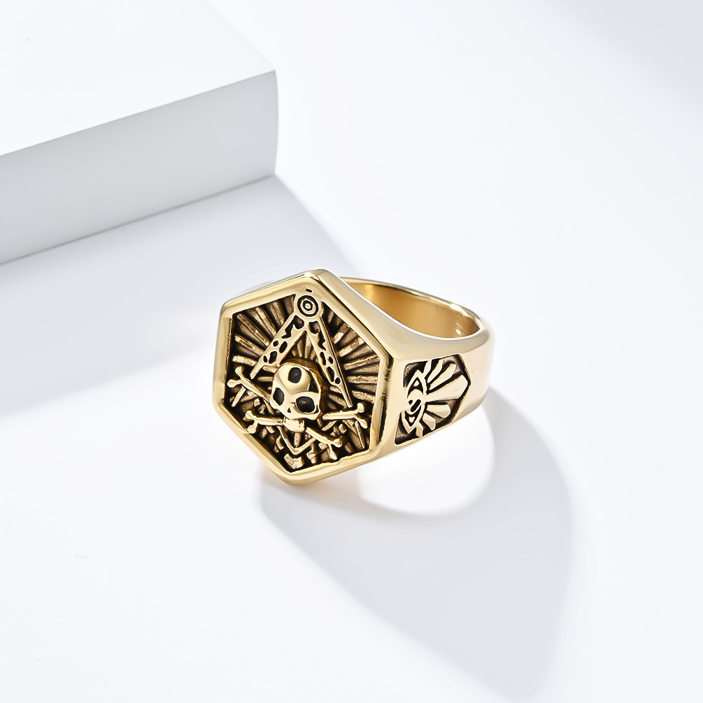 Hexagonal signet ring with skull motif