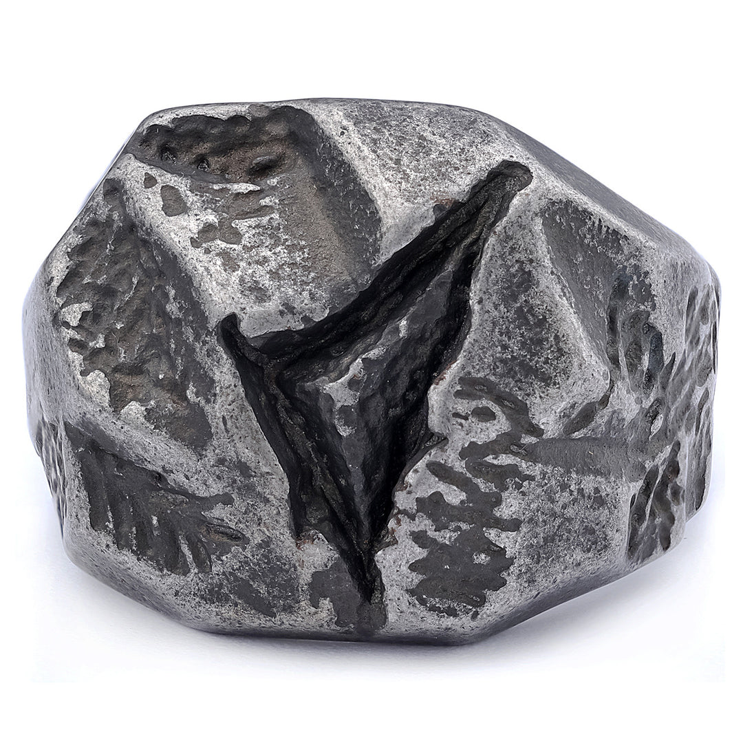 Meteorite style ring