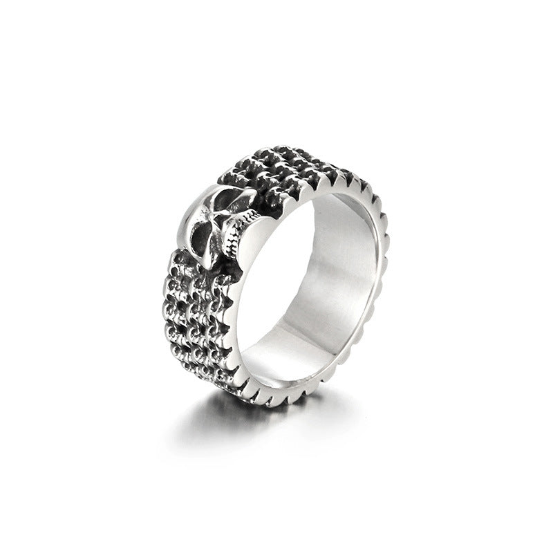 Gothic skull ring