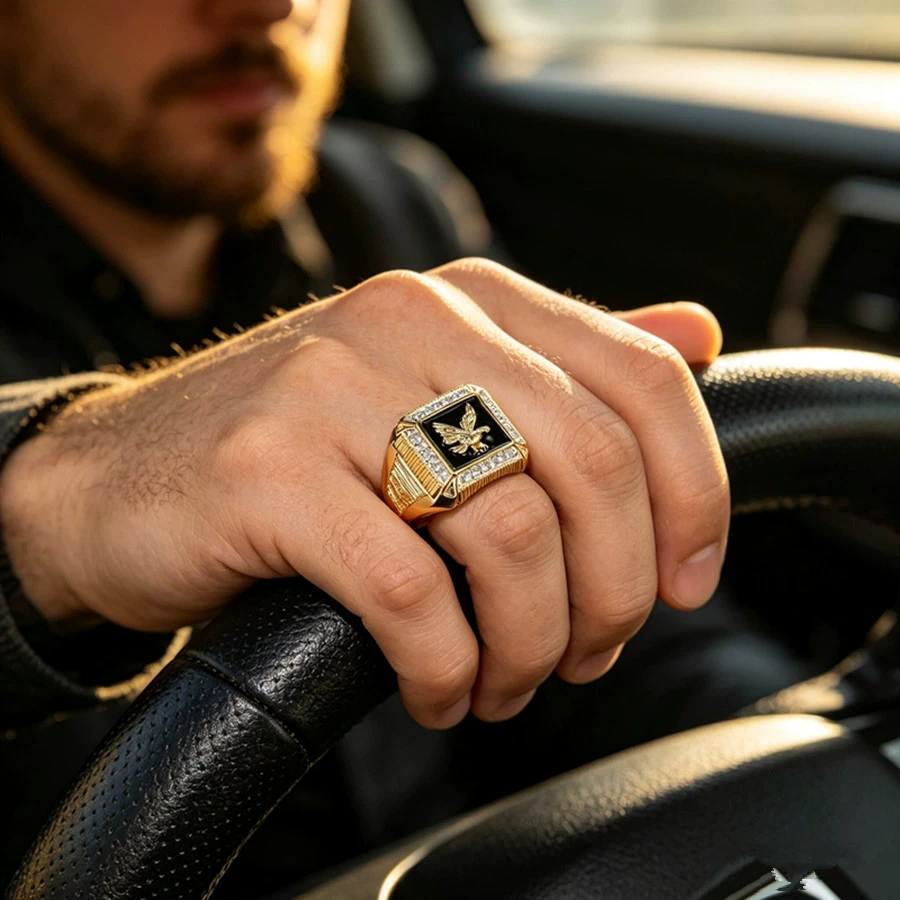 Men Classic Flying Eagle Square Signet Jewelry Ring