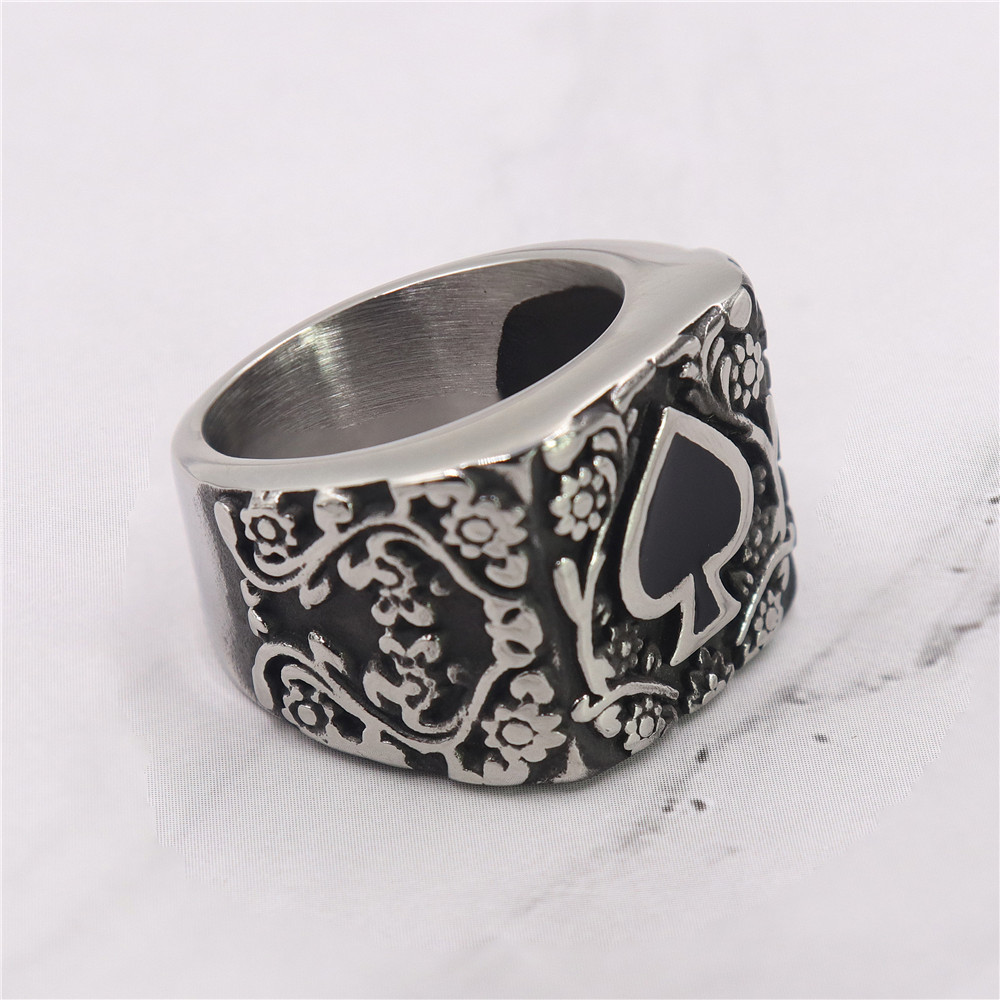 Floral Engraved Spade Symbol Statement Biker Signet Ring