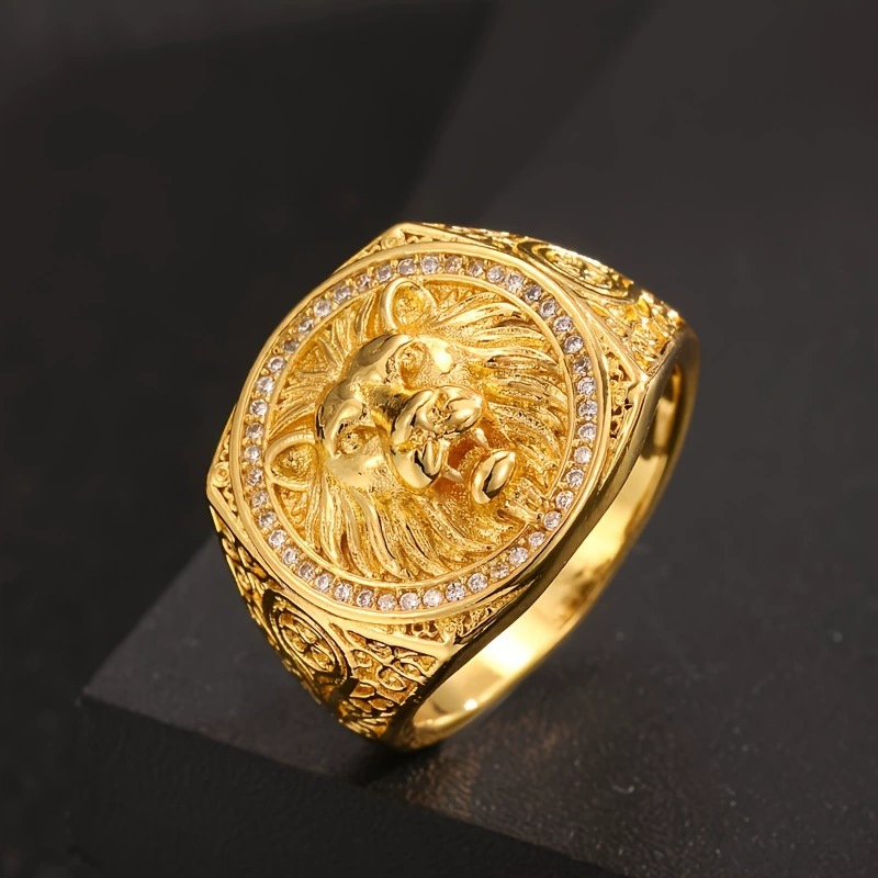 Vintage Crystal Border Lion Head Engraved Signet Ring