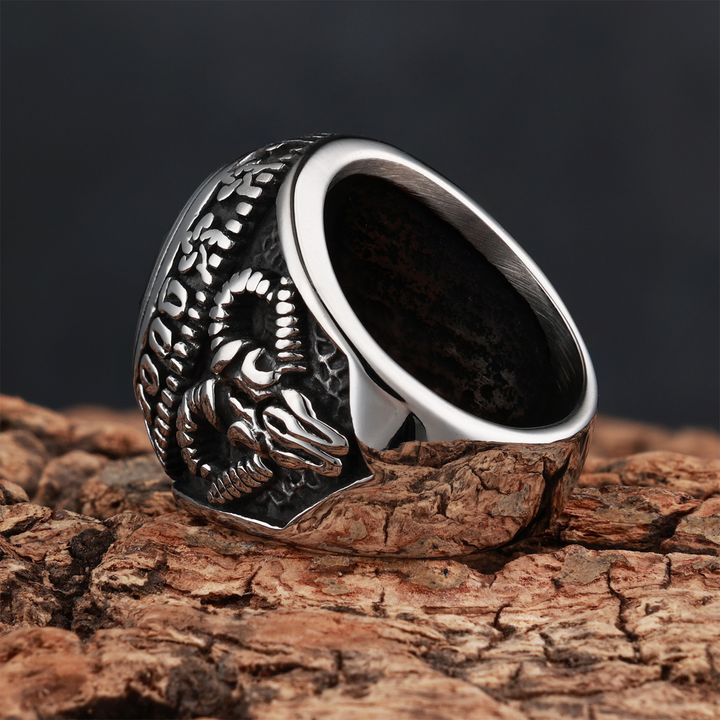 Gothic Skull Engraved Gem Set Mens Biker Signet Ring