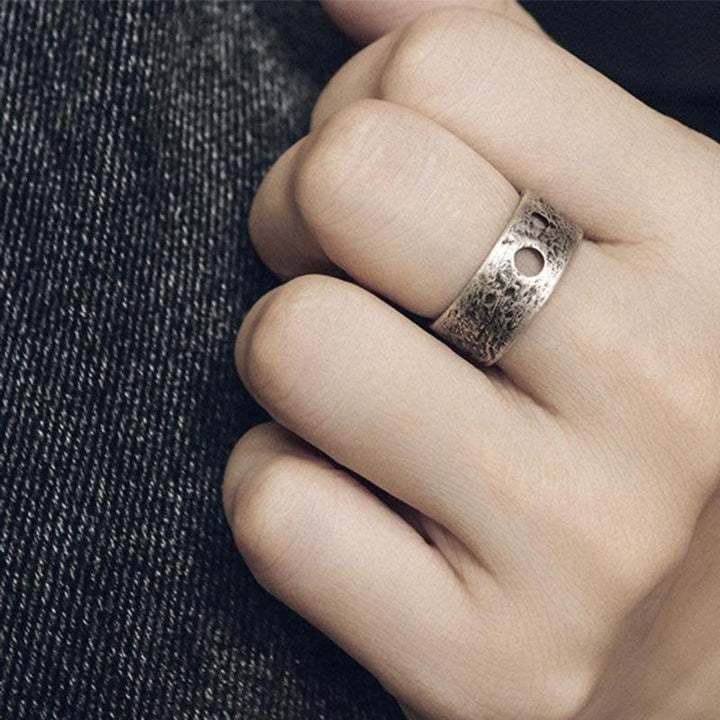 Retro Simple Hollow Ring