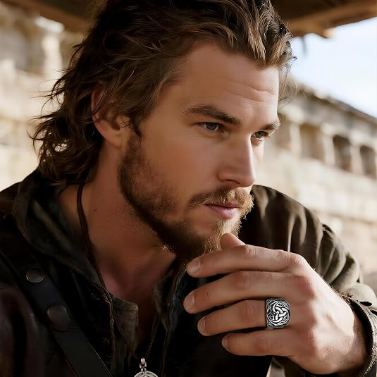 Retro Norse Trinity Celtic Knot Signet Ring