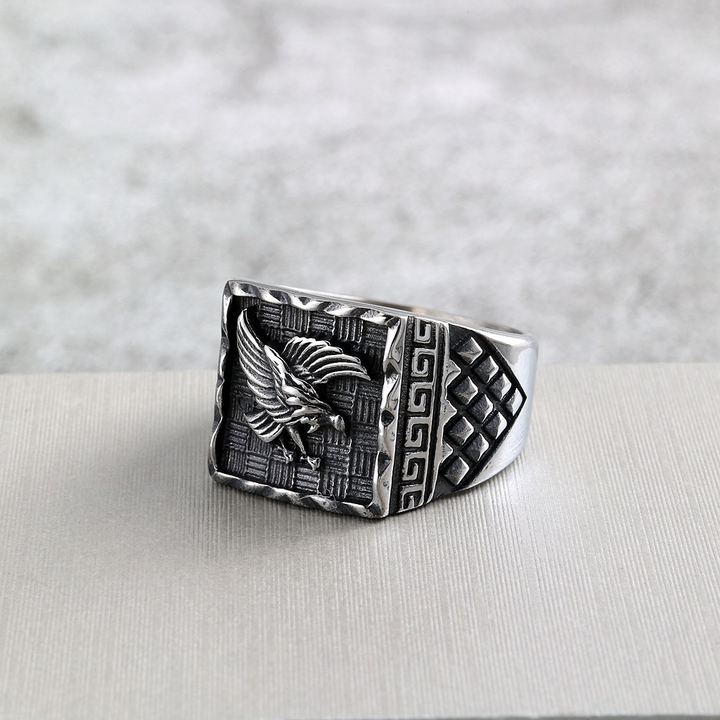 Retro Flying Eagle Biker Statement Signet Ring