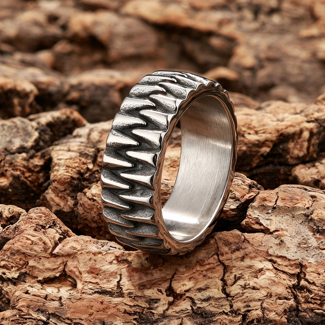Antique Finish Gear Sculpted Ring