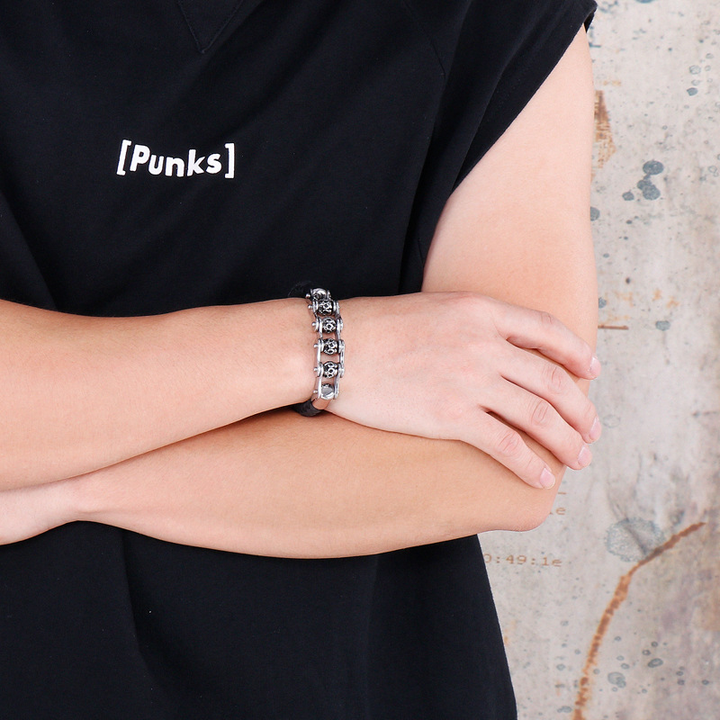 Rock Skull Link Wristband