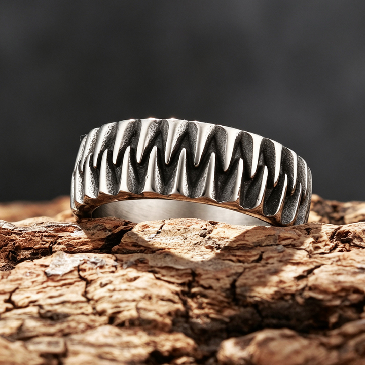 Antique Finish Gear Sculpted Ring