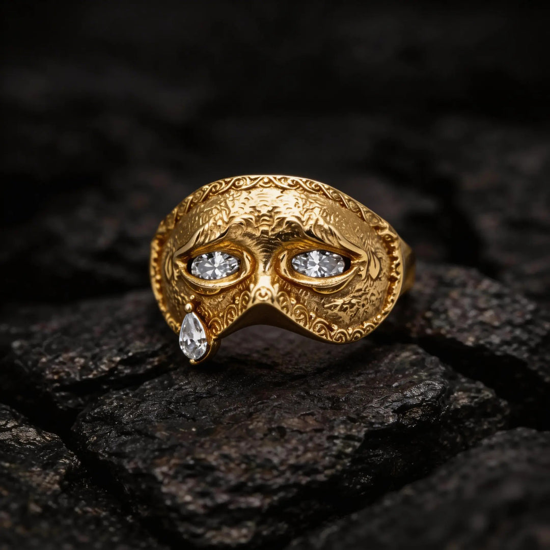 Retro Engraved Carnival Mask Gem Ring