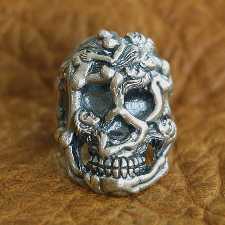 Gothic nude relief skull ring