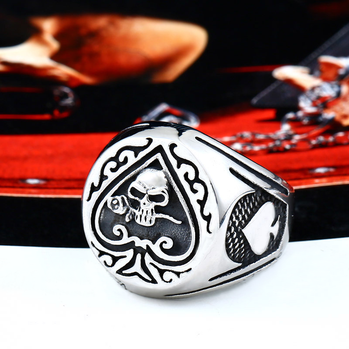 Gothic Spade Skull Rose Relief Ring