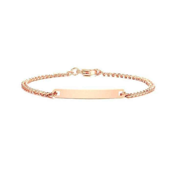 Customized nameplate bracelet