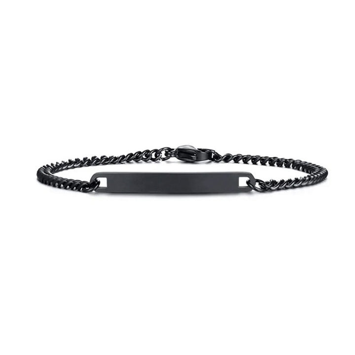 Customized nameplate bracelet