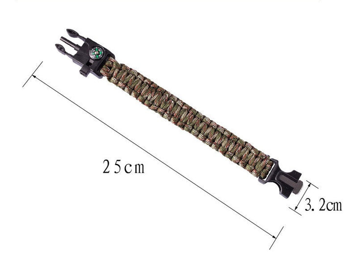 Multifunctional paracord bracelet