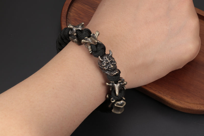 Umbrella cord bracelet "Vertebra" bracelet