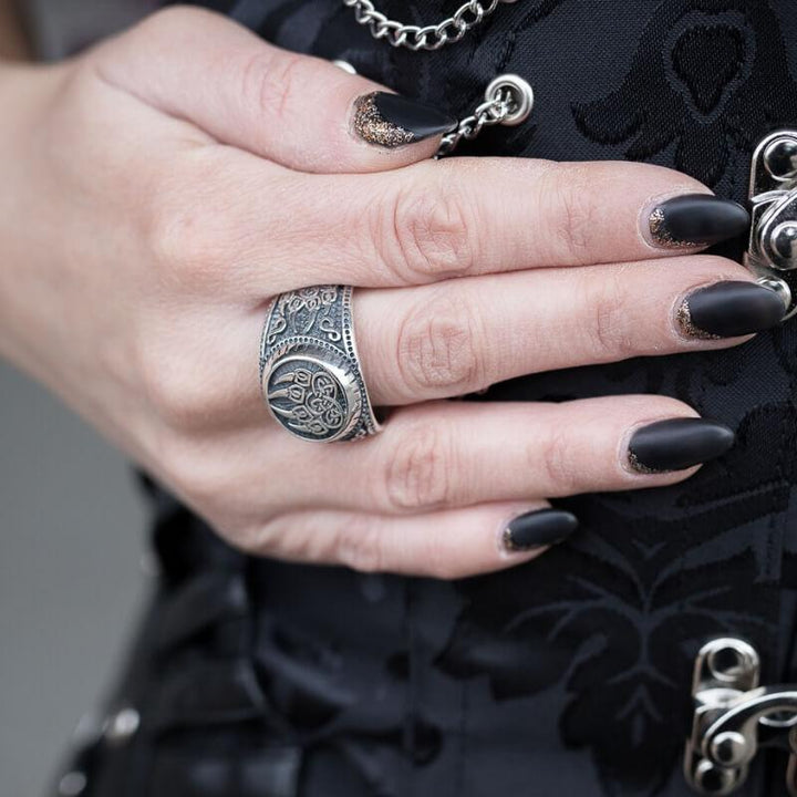 Bear Paw Viking Ring