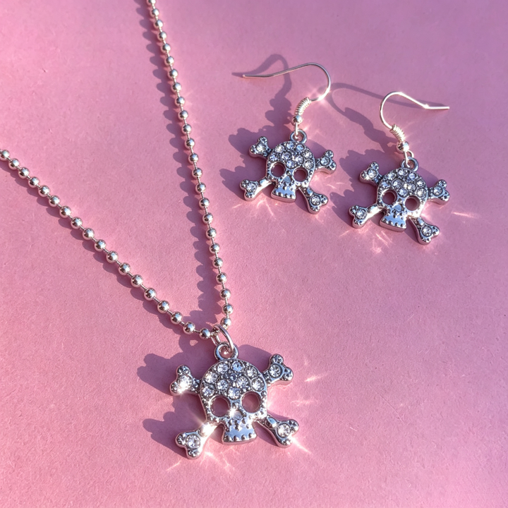 Punk Skull Pendant Necklace Earring Kit