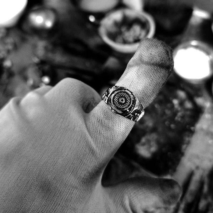 Engine Ring