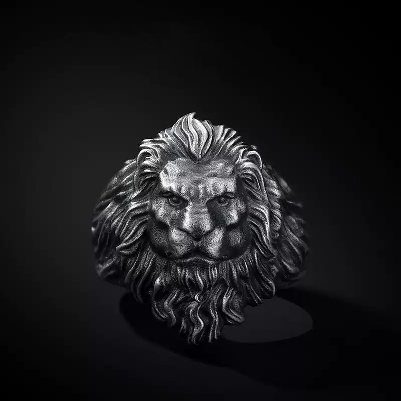 Domineering lion ring