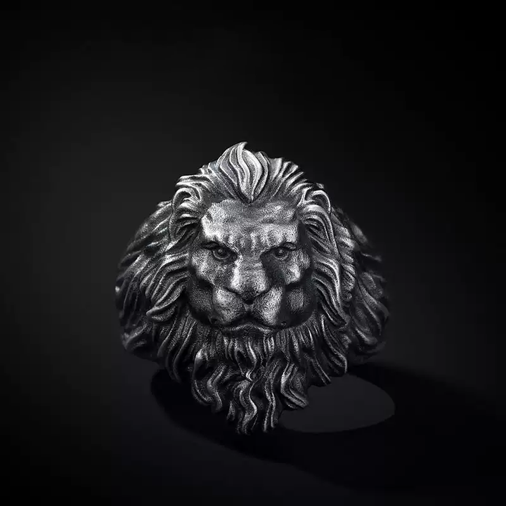 Domineering lion ring