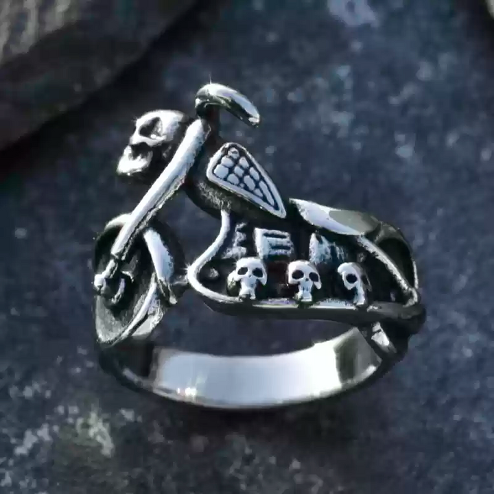 Skull Motorcycle Ring