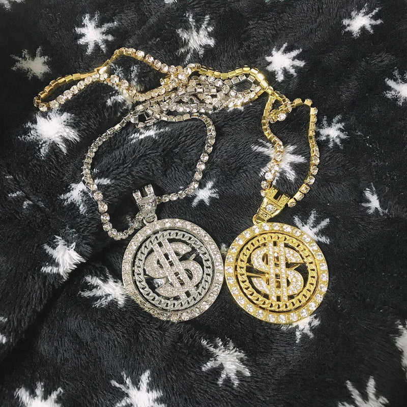 Rotatable dollar necklace