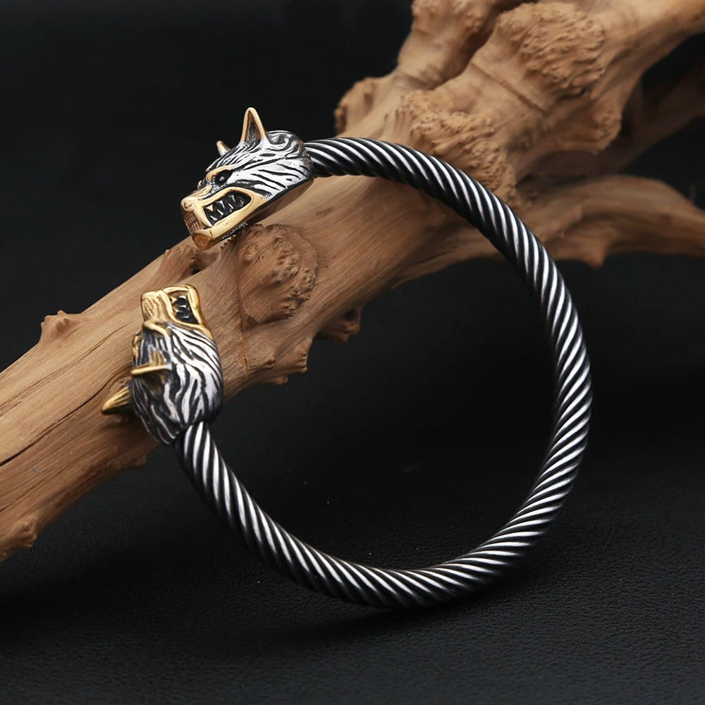 Viking Dual-Wolf Head Bracelet