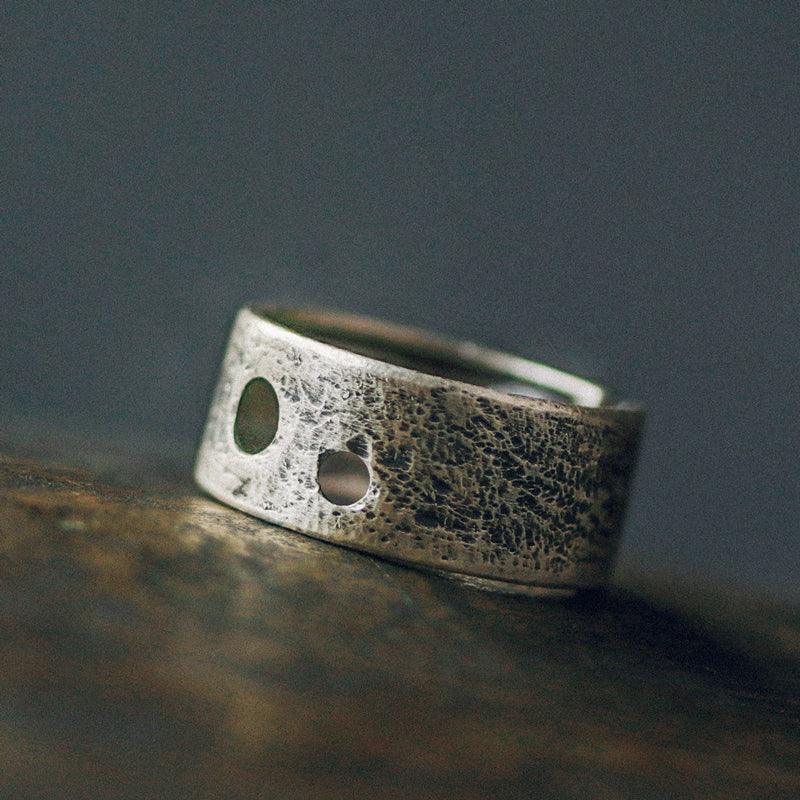 Retro Simple Hollow Ring