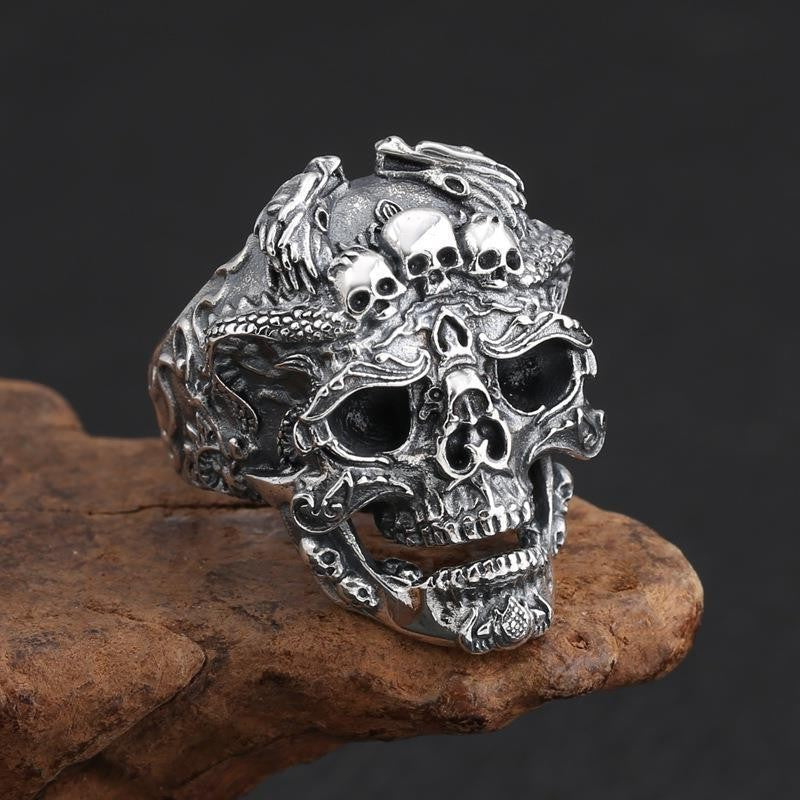 Dragon pattern skull ring
